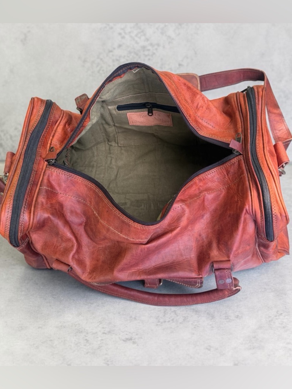 Komal’s  Passion Leather  Vintage-Style Duffel ,Travel, Gym, Weekender Bag - Picture 6 of 8